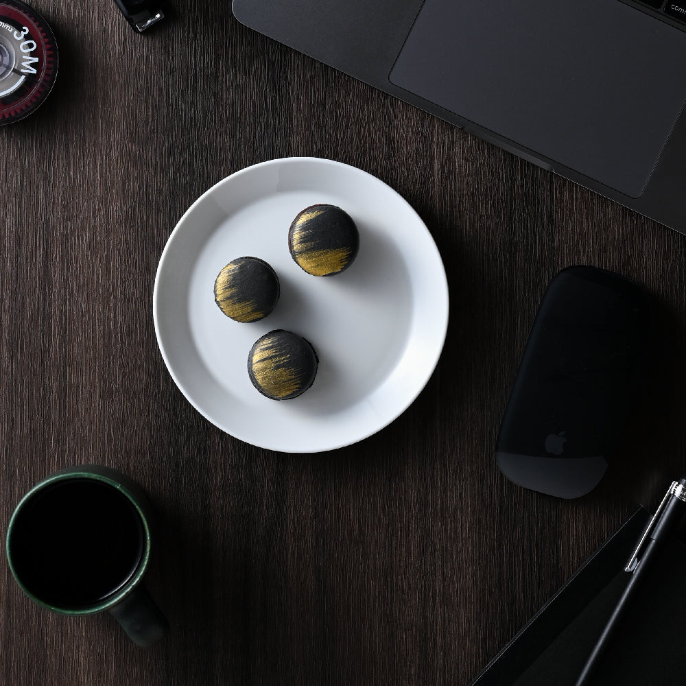 McKARAT Black Diamond Macarons 6 pcs/box